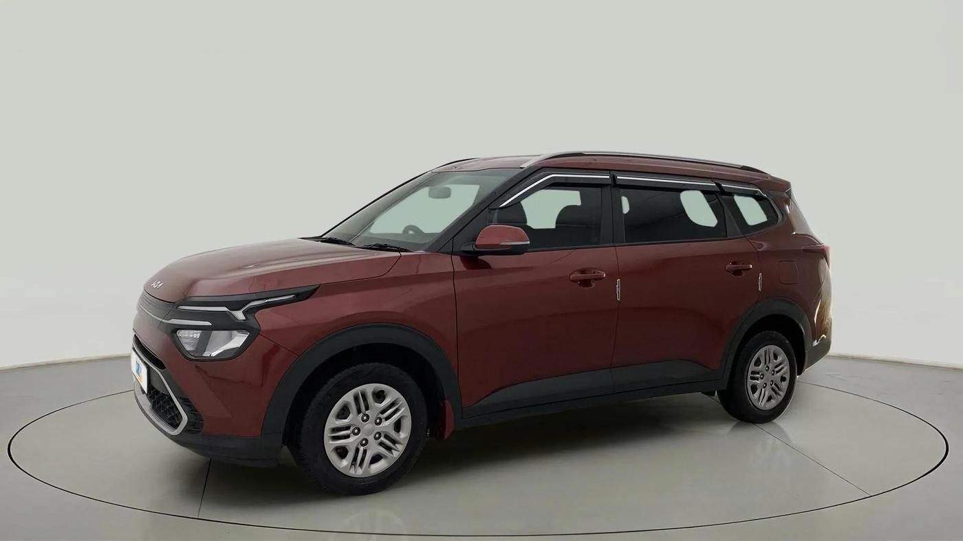 2024 KIA CARENS Prestige (O) 1.5 Petrol 7 STR, Petrol, Manual, 4,578 km, Left Front Diagonal
