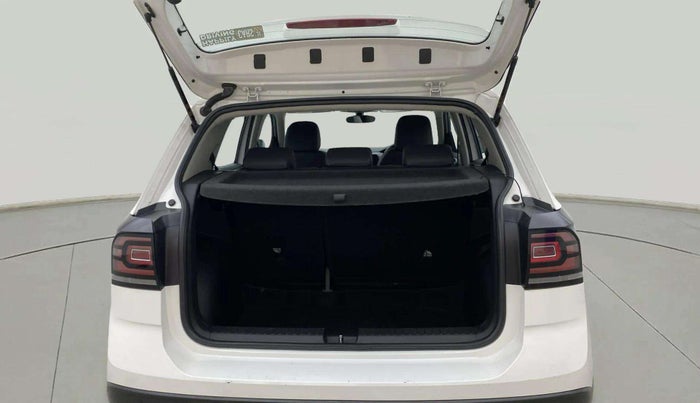 2021 Volkswagen TAIGUN TOPLINE 1.0 TSI MT, Petrol, Manual, 26,615 km, Boot Open Zoomed View