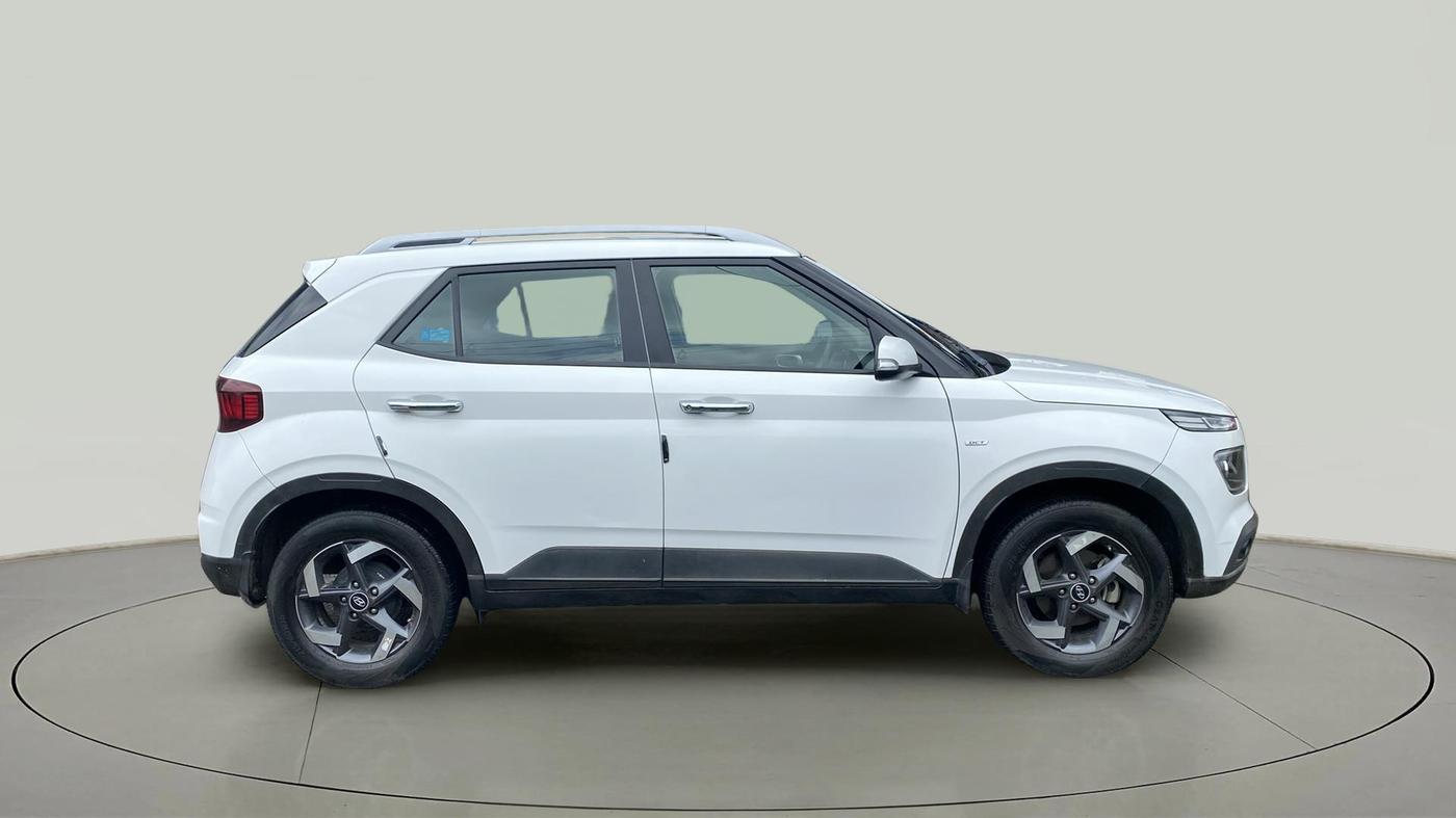 2022 Hyundai VENUE SX PLUS 1.0 TURBO DCT, Petrol, Automatic, 76,261 km, Right Side View