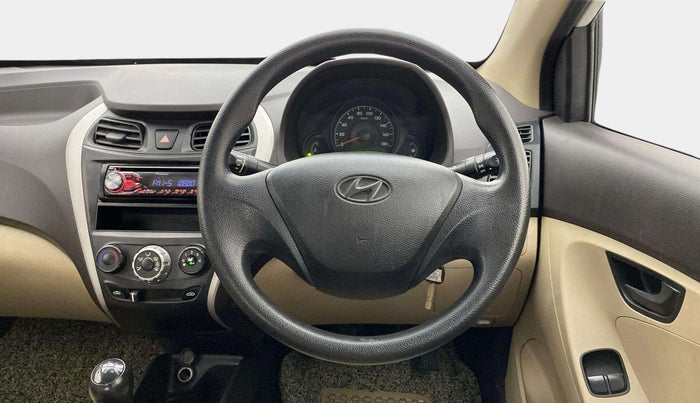 2016 Hyundai Eon ERA +, Petrol, Manual, 72,394 km, Steering Wheel Close Up