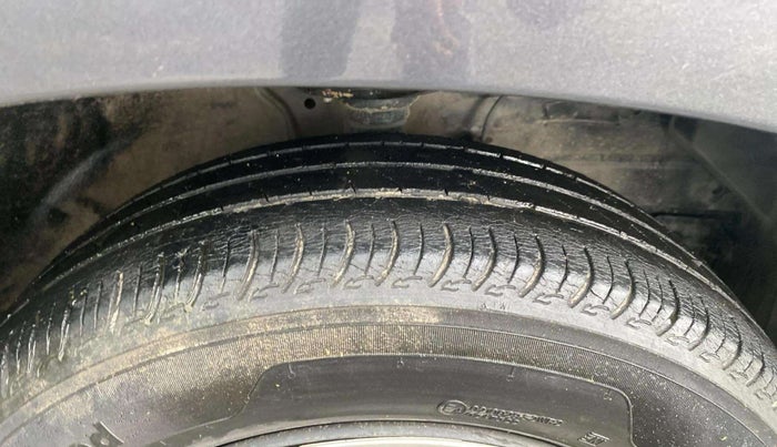 2021 Maruti S PRESSO VXI+, Petrol, Manual, 63,483 km, Right Front Tyre Tread