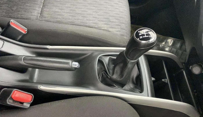 2018 Maruti Baleno DELTA PETROL 1.2, Petrol, Manual, 66,685 km, Gear Lever