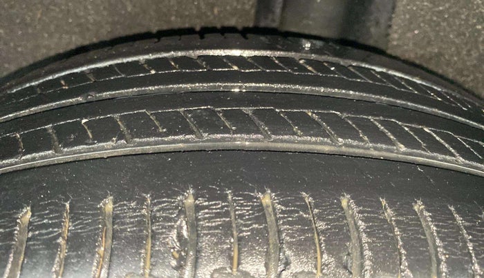 2018 Maruti Baleno DELTA PETROL 1.2, Petrol, Manual, 66,685 km, Left Rear Tyre Tread