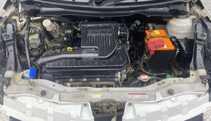 2016 Maruti Swift Dzire ZXI, Petrol, Manual, 42,264 km, Engine View