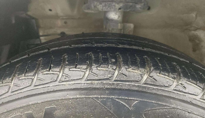 2016 Maruti Swift Dzire ZXI, Petrol, Manual, 42,264 km, Left Front Tyre Tread