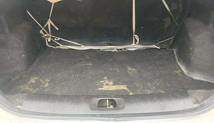 2016 Maruti Swift Dzire ZXI, Petrol, Manual, 42,264 km, Boot Inside