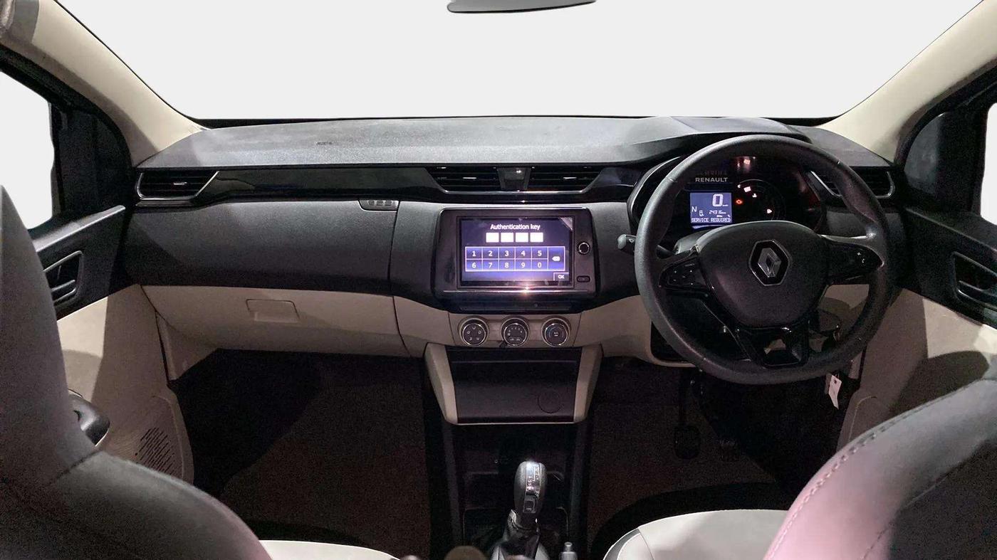 2022 Renault TRIBER RXT AMT, Petrol, Automatic, 24,314 km, Dashboard