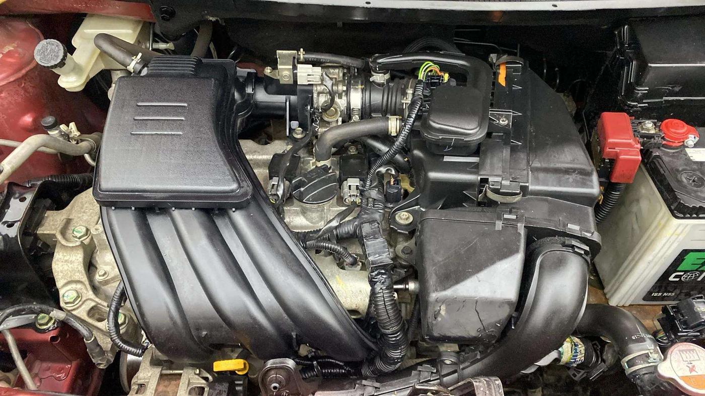 2016 Nissan Micra XL CVT, Petrol, Automatic, 71,635 km, Engine View