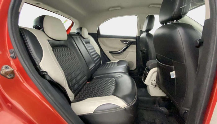 2022 Tata NEXON XZ PLUS PETROL DUAL TONE, Petrol, Manual, 40,232 km, Right Side Rear Door Cabin