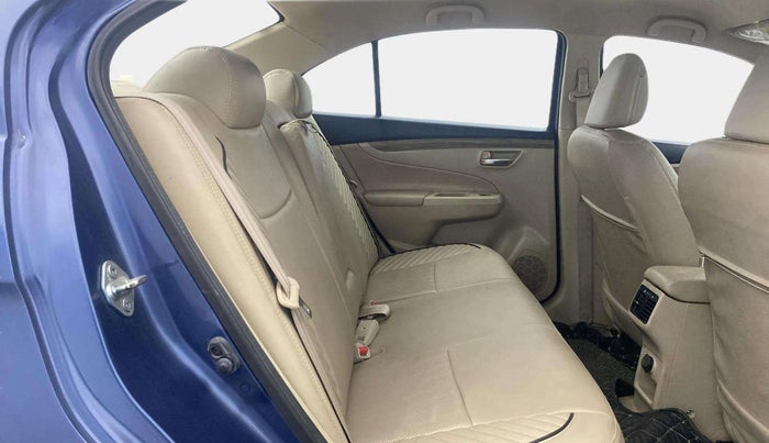 2020 Maruti Ciaz DELTA 1.5 SHVS MT PETROL, Petrol, Manual, 34,163 km, Right Side Rear Door Cabin