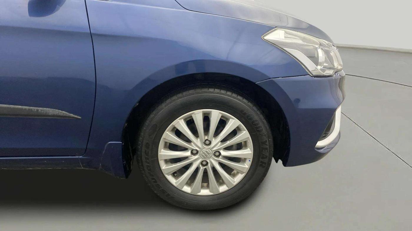 2020 Maruti Ciaz DELTA 1.5 SHVS MT PETROL, Petrol, Manual, 34,163 km, Right Front Wheel