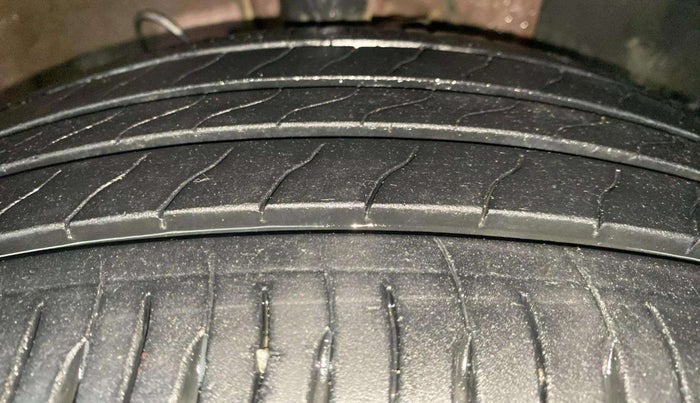 2022 Hyundai VENUE SX 1.0 (O) TURBO IMT, Petrol, Manual, 14,957 km, Right Front Tyre Tread