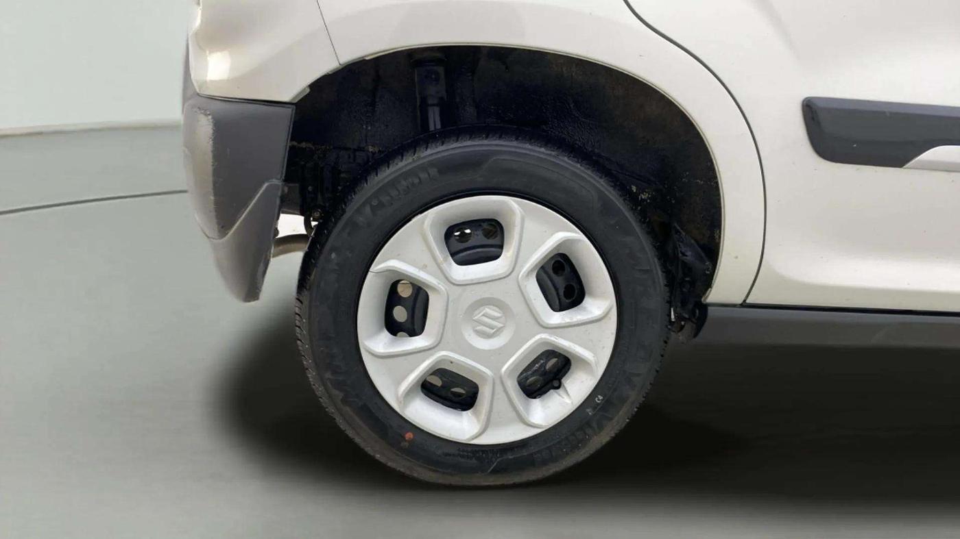 2022 Maruti S PRESSO VXI+, Petrol, Manual, 3,068 km, Right Rear Wheel