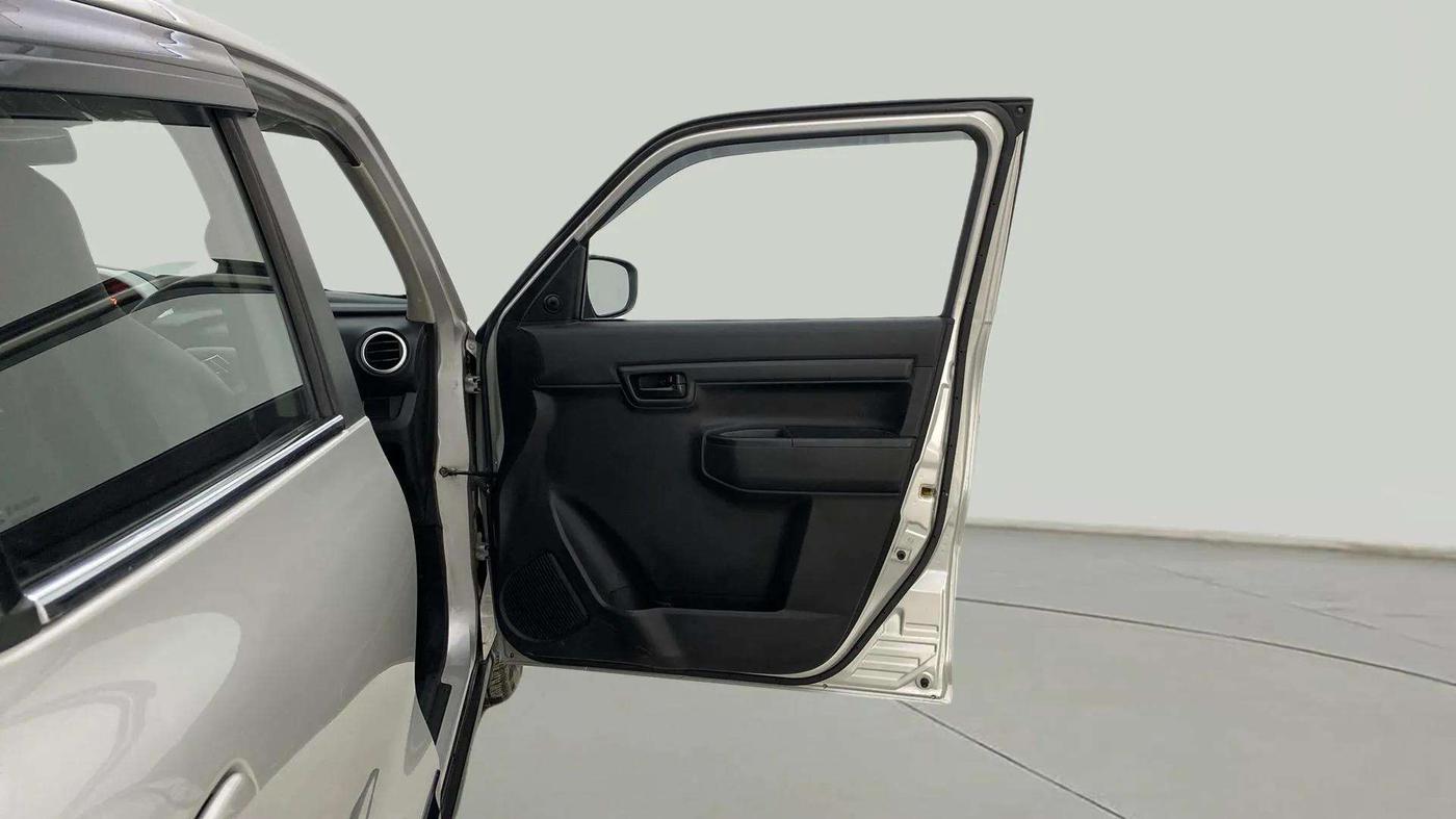 2022 Maruti S PRESSO VXI+, Petrol, Manual, 3,068 km, RHS Front Door