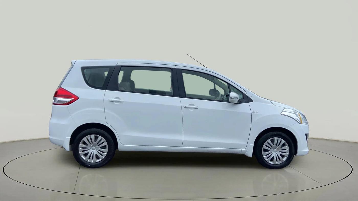 2015 Maruti Ertiga VDI, Diesel, Manual, 56,465 km, Right Side View