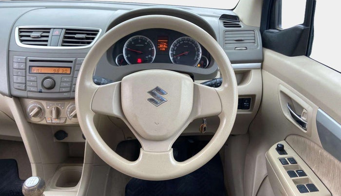 2015 Maruti Ertiga VDI, Diesel, Manual, 56,403 km, Steering Wheel Close Up