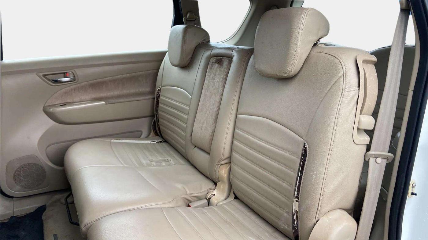 2015 Maruti Ertiga VDI, Diesel, Manual, 56,465 km, Right Side Rear Door Cabin
