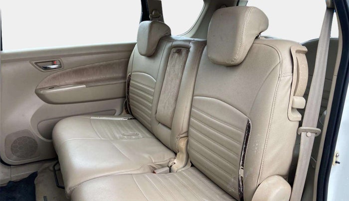 2015 Maruti Ertiga VDI, Diesel, Manual, 56,403 km, Right Side Rear Door Cabin