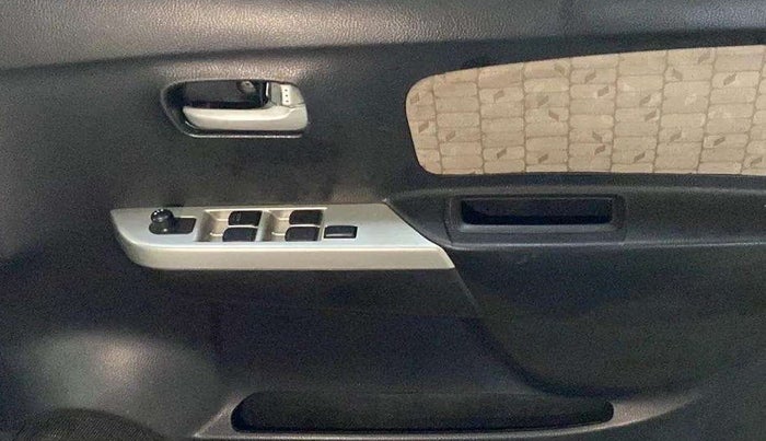 2016 Maruti Wagon R 1.0 VXI AMT, Petrol, Automatic, 30,724 km, Driver Side Door Panels Control