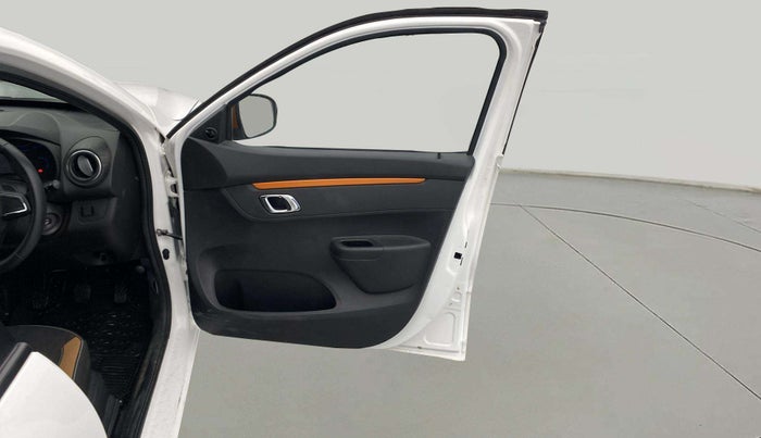 2021 Renault Kwid CLIMBER 1.0 (O), Petrol, Manual, 8,210 km, RHS Front Door