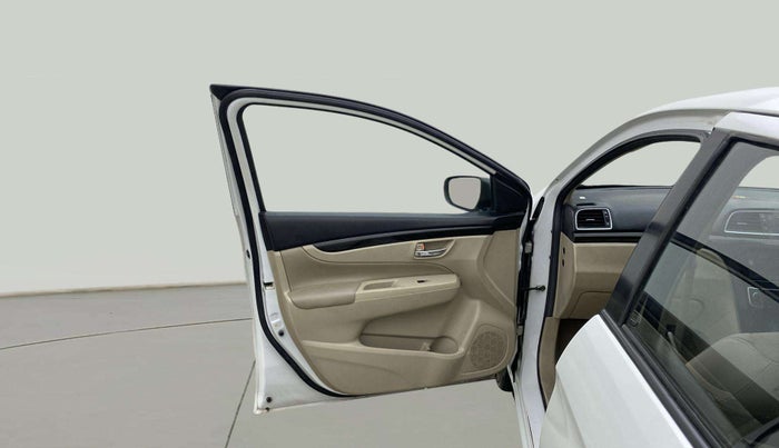2017 Maruti Ciaz ZETA 1.4  AT PETROL, Petrol, Automatic, 65,634 km, LHS Front Door