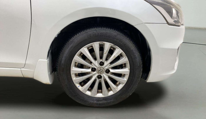 2017 Maruti Ciaz ZETA 1.4  AT PETROL, Petrol, Automatic, 65,634 km, Right Front Wheel