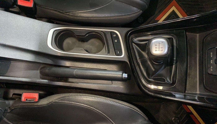 2020 MG HECTOR SHARP HYBRID 1.5 PETROL, Petrol, Manual, 84,712 km, Gear Lever