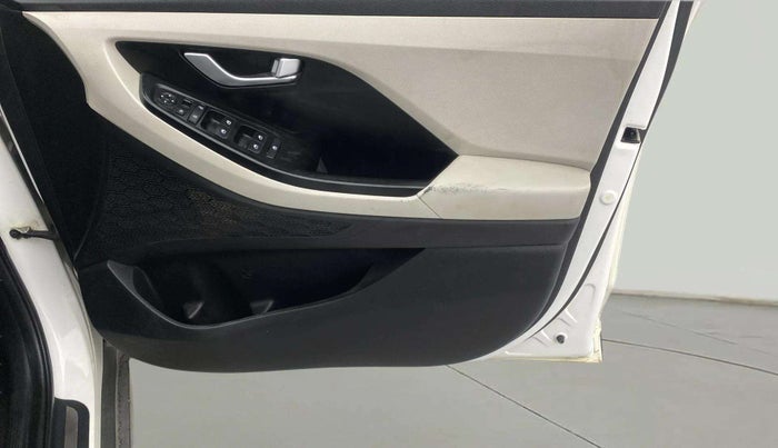 2020 Hyundai Creta SX 1.5 DIESEL, Diesel, Manual, 81,657 km, Driver Side Door Panels Control