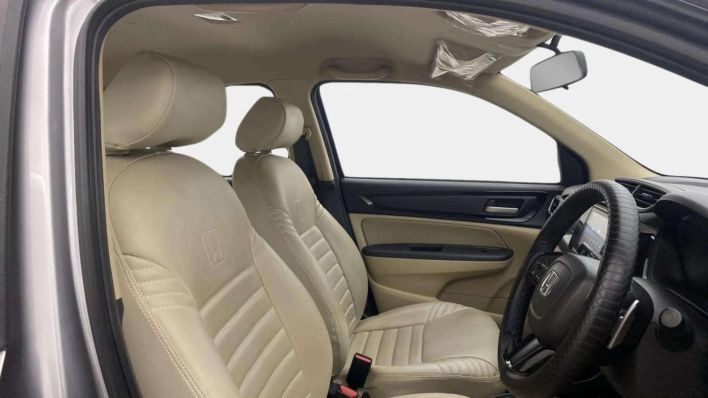 2021 Honda Amaze 1.2L I-VTEC VX CVT, Petrol, Automatic, 66,957 km, Right Side Front Door Cabin