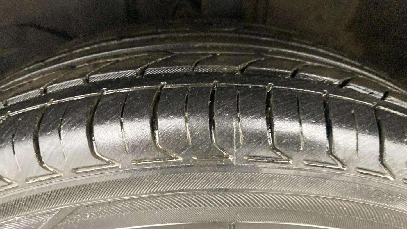2021 Honda Amaze 1.2L I-VTEC VX CVT, Petrol, Automatic, 66,957 km, Left Front Tyre Tread