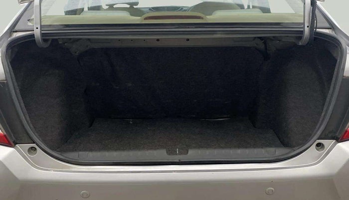 2021 Honda Amaze 1.2L I-VTEC VX CVT, Petrol, Automatic, 66,475 km, Boot Inside