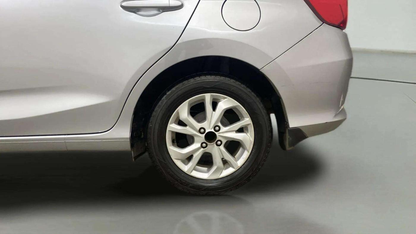 2021 Honda Amaze 1.2L I-VTEC VX CVT, Petrol, Automatic, 66,957 km, Left Rear Wheel