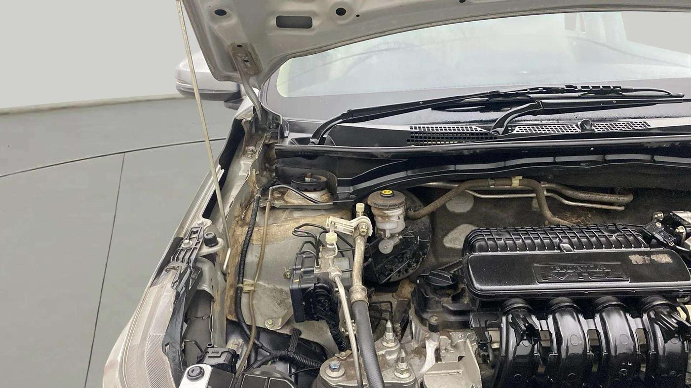 2021 Honda Amaze 1.2L I-VTEC VX CVT, Petrol, Automatic, 66,957 km, Engine View - Right