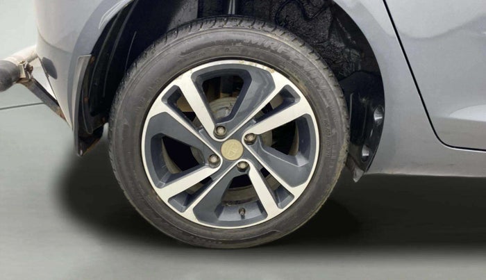 2020 Tata ALTROZ XZ PETROL, Petrol, Manual, 22,173 km, Right Rear Wheel