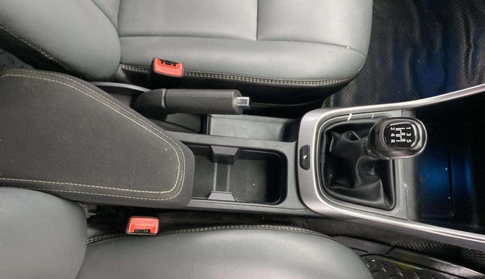 2020 Tata ALTROZ XZ PETROL, Petrol, Manual, 22,173 km, Gear Lever