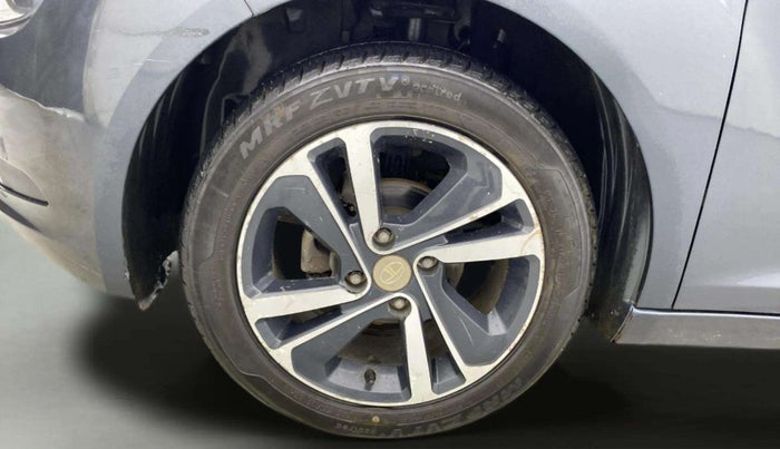 2020 Tata ALTROZ XZ PETROL, Petrol, Manual, 22,173 km, Left Front Wheel