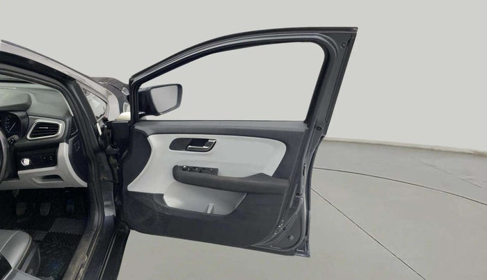 2020 Tata ALTROZ XZ PETROL, Petrol, Manual, 22,173 km, RHS Front Door