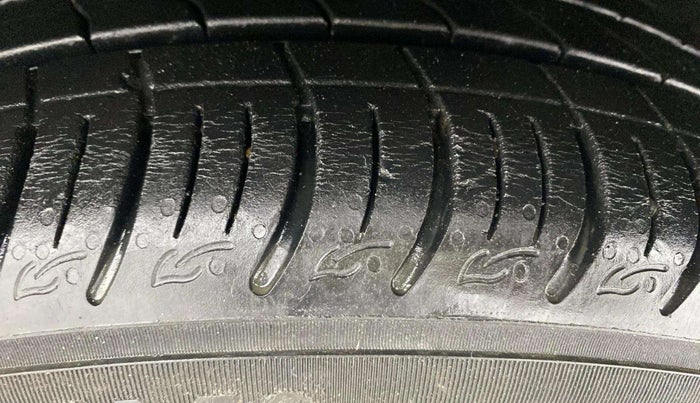 2020 Tata ALTROZ XZ PETROL, Petrol, Manual, 22,173 km, Left Front Tyre Tread