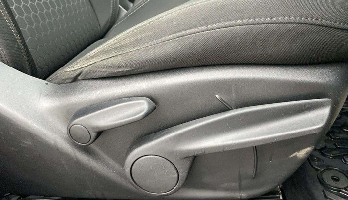 2020 Jeep Compass SPORT PLUS 2.0 DIESEL, Diesel, Manual, 31,411 km, Driver Side Adjustment Panel