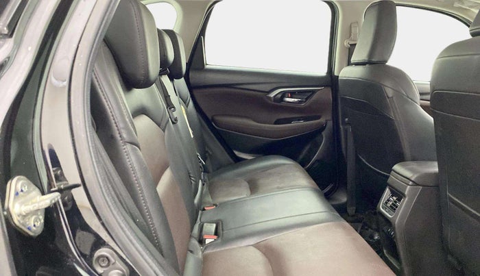 2023 Maruti Grand Vitara ALPHA SMART HYBRID, Petrol, Manual, 50,302 km, Right Side Rear Door Cabin