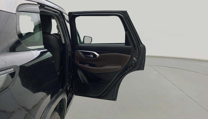 2023 Maruti Grand Vitara ALPHA SMART HYBRID, Petrol, Manual, 50,302 km, RHS Rear Door