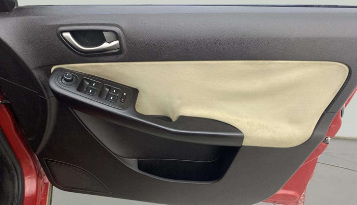 2014 Tata Zest XT PETROL, Petrol, Manual, 78,153 km, Driver Side Door Panels Control