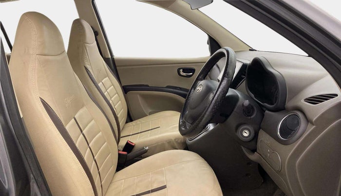2013 Hyundai i10 SPORTZ 1.2 AT, Petrol, Automatic, 62,982 km, Right Side Front Door Cabin