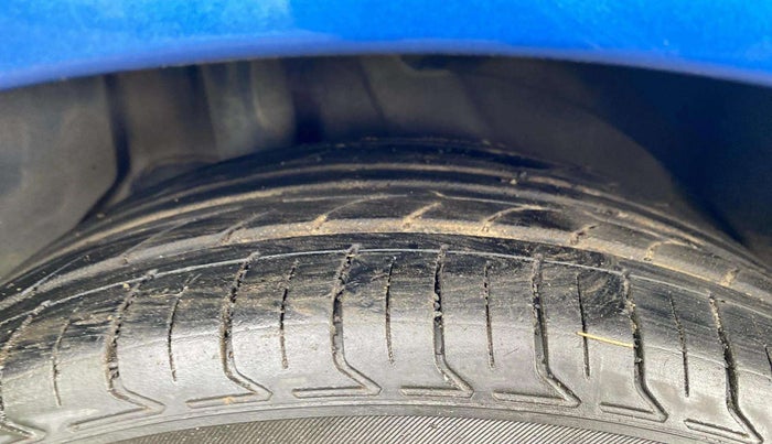 2018 Hyundai New Elantra 2.0 SX(O) AT PETROL, Petrol, Automatic, 60,848 km, Right Rear Tyre Tread