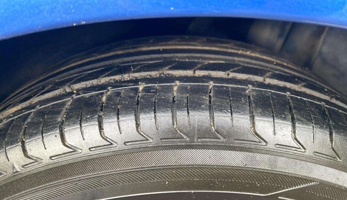 2018 Hyundai New Elantra 2.0 SX(O) AT PETROL, Petrol, Automatic, 60,848 km, Left Rear Tyre Tread