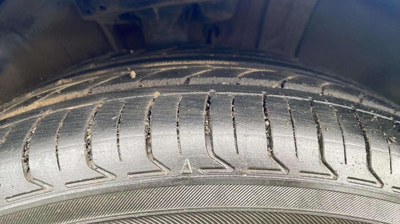 2018 Hyundai New Elantra 2.0 SX(O) AT PETROL, Petrol, Automatic, 60,848 km, Right Front Tyre Tread