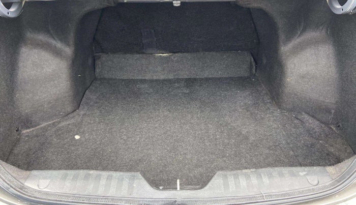 2018 Maruti Ciaz ALPHA 1.5 SHVS PETROL, Petrol, Manual, 65,929 km, Boot Inside