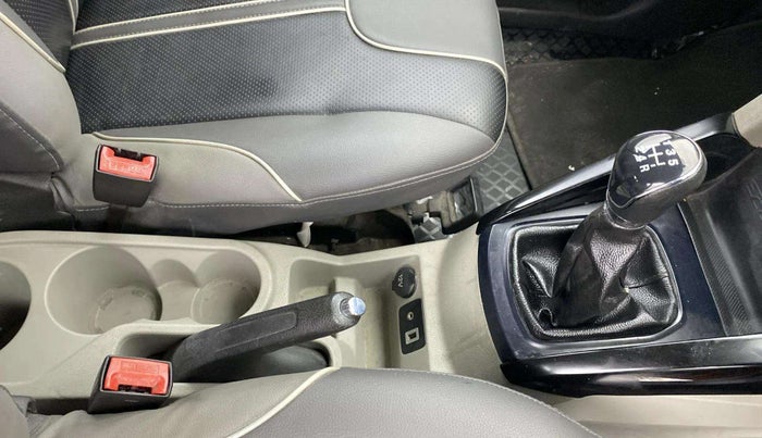 2016 Ford Ecosport TITANIUM 1.5L PETROL, Petrol, Manual, 76,322 km, Gear Lever