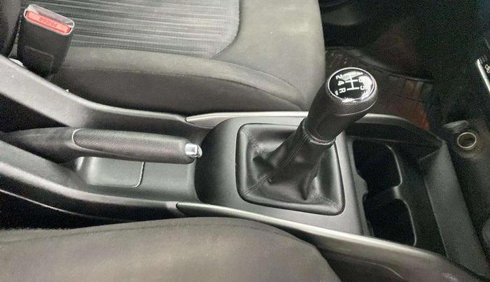 2022 Maruti Baleno ALPHA PETROL 1.2, Petrol, Manual, 61,595 km, Gear Lever