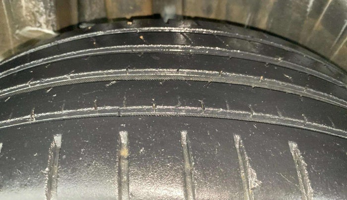 2022 Maruti Baleno ALPHA PETROL 1.2, Petrol, Manual, 61,595 km, Right Rear Tyre Tread